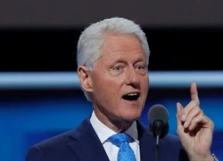 Cựu tổng thống Mỹ Bill Clinton kể về những ngày đầu phải lòng Hillary