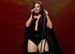 Demi Lovato khoe hình xăm táo bạo trong loạt ảnh nude 100%