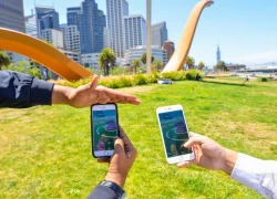 Được và mất khi chơi Pokemon Go