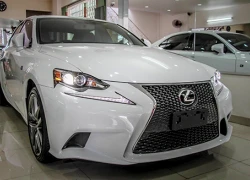 Lexus IS250 F-Sport - xe lướt giá 2,4 tỷ đồng tại Việt Nam