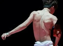 Loạt idol nam Kpop khiến fan phát sốt vì tấm lưng sexy