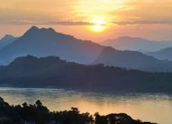 Luang Prabang dưới gót giày phượt thủ