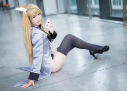 Miên man với đôi chân dài với cosplay Minami Kotori trong Love Live!