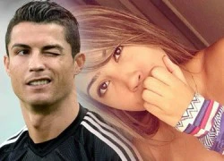 Người đẹp 18 tuổi sung sướng vì được chat với Ronaldo