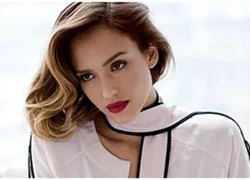 Nhìn bà chủ tỷ đô, ít ai nghĩ rằng Jessica Alba từng là &#8220;đứa trẻ khác biệt&#8221; đầy bệnh tật