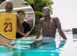 Paul Pogba đón Antoine Griezmann sang Mỹ du hý