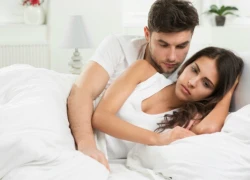 Phụ nữ, đàn ông lo lắng điều gì khi sex?