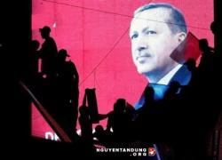 Sau đảo chính, thế lực Tổng thống Erdogan ngày càng mạnh hơn