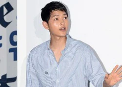 Song Joong Ki kém sắc ở sự kiện