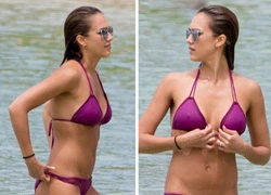 Thiên thần nội y Jessica Alba khoe ngực táo bạo