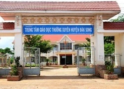 Kỷ luật giám đốc trung tâm làm giả học bạ