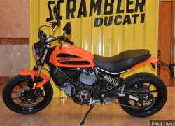 Cận cảnh 2016 Ducati Scrambler Sixty2 phân khối 400cc