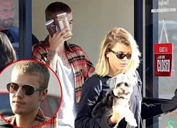 Chán chân dài, Justin Bieber lại trở về với Sofia Richie