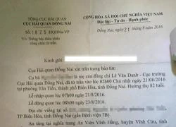 Cục Hải quan gửi thông báo đóng dấu đỏ báo tin mẹ của cục trưởng mất