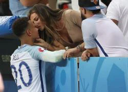 Dele Alli lên mạng tìm của lạ: Có bạn gái siêu "hot" trước