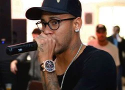 Đồng đội trẻ 'nhái' hình xăm độc của Neymar