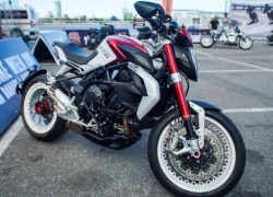 Hàng độc MV Agusta Dragster 800RR khoe dáng tại Đà Nẵng