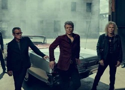 Huyền thoại Bon Jovi trở lại với MV như phim bom tấn