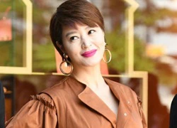 Kim Hye Soo tuổi 45 vẫn đẹp rạng ngời