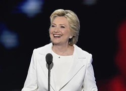 Lắng nghe khúc ca tranh cử đầu tiên của bà Hillary Clinton