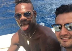 'Ngựa chứng' Balotelli gặp họa vì phì phèo thuốc lá