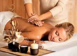 Quý bà U50 ăn trái đắng sau lần đi massage 'từ A đến Z'