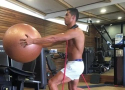 Ronaldo vùi mình trong phòng tập, sẵn sàng trở lại thi đấu