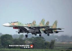 Sân bay Kép chào đón tiêm kích Su-30MK2 về canh trời Đông Bắc!