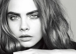 Siêu mẫu Cara Delevingne từng muốn tự tử vì áp lực