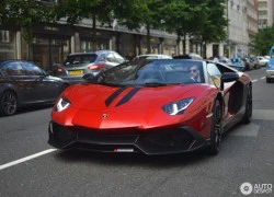 Siêu xe Lamborghini Aventador bản hiếm xuất hiện ở London