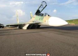 Tiêm kích Su-30MK2 hạ cánh bằng &#8220;bụng&#8221; ở Uganda