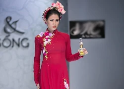 Trang Trần tái xuất sàn catwalk sau thời gian sinh con