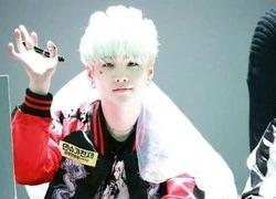 8 idol nam Kpop sở hữu làn da trắng như có thể 'phát sáng'