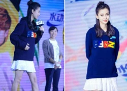 Angelababy diện đồ rộng thùng thình giữa tin đồn bầu bí