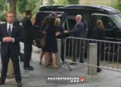 Bà Hillary Clinton &#8216;đủ khỏe để làm tổng thống&#8217;