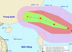 Bão Megi cấp 14 gần biển Đông