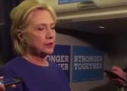 Bầu cử Mỹ: Sau điều trị viêm phổi bà Hillary bị so sánh như "Zombie"