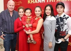 Dàn sao đến lễ cúng Tổ nghề do Khánh Thi - Phan Hiển chủ trì