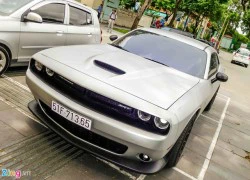 Dodge Challenger 392 Hemi hàng hiếm độ nhôm xước ở Sài Gòn