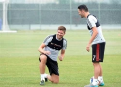 Gerrard mướt mồ hôi hạ gục 25 sao nhí của LA Galaxy