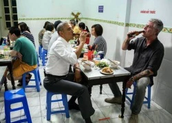 Hé lộ thông điệp hy vọng ông Obama đưa ra bên bát bún chả