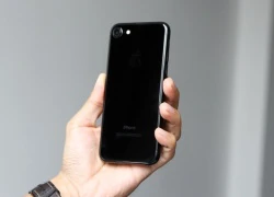 iPhone 7 Jet Black đầu tiên về Việt Nam, giá 32 triệu đồng