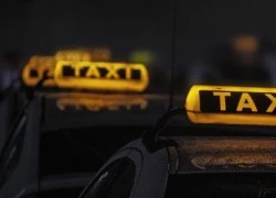 Kẻ cướp taxi chở tài xế từ Sài Gòn ra biên giới bán xe