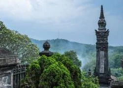 Khu lăng mộ duy nhất pha trộn kiến trúc Đông - Tây ở Huế