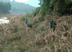 Quần thảo 50km sông suối tìm kiếm 3 phụ nữ bị lũ cuốn