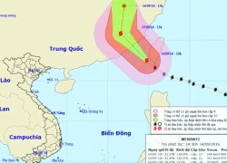 Siêu bão Meranti giật cấp 17 tiến vào Biển Đông