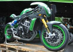 Soi Kawasaki Vulcan S độ như quái vật xanh