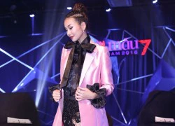 Thanh Hằng diện quần xuyên thấu ở tập cuối Next Top Model