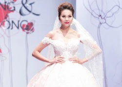 Thanh Hằng nỗ lực giữ vị trí số một trên sàn catwalk