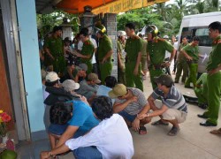 13 thanh niên thuê ô tô, chở "hàng nóng" đi chém nhau